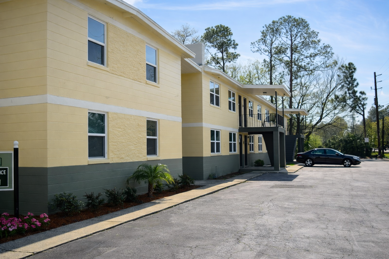 3801 Almeda Street - 206
