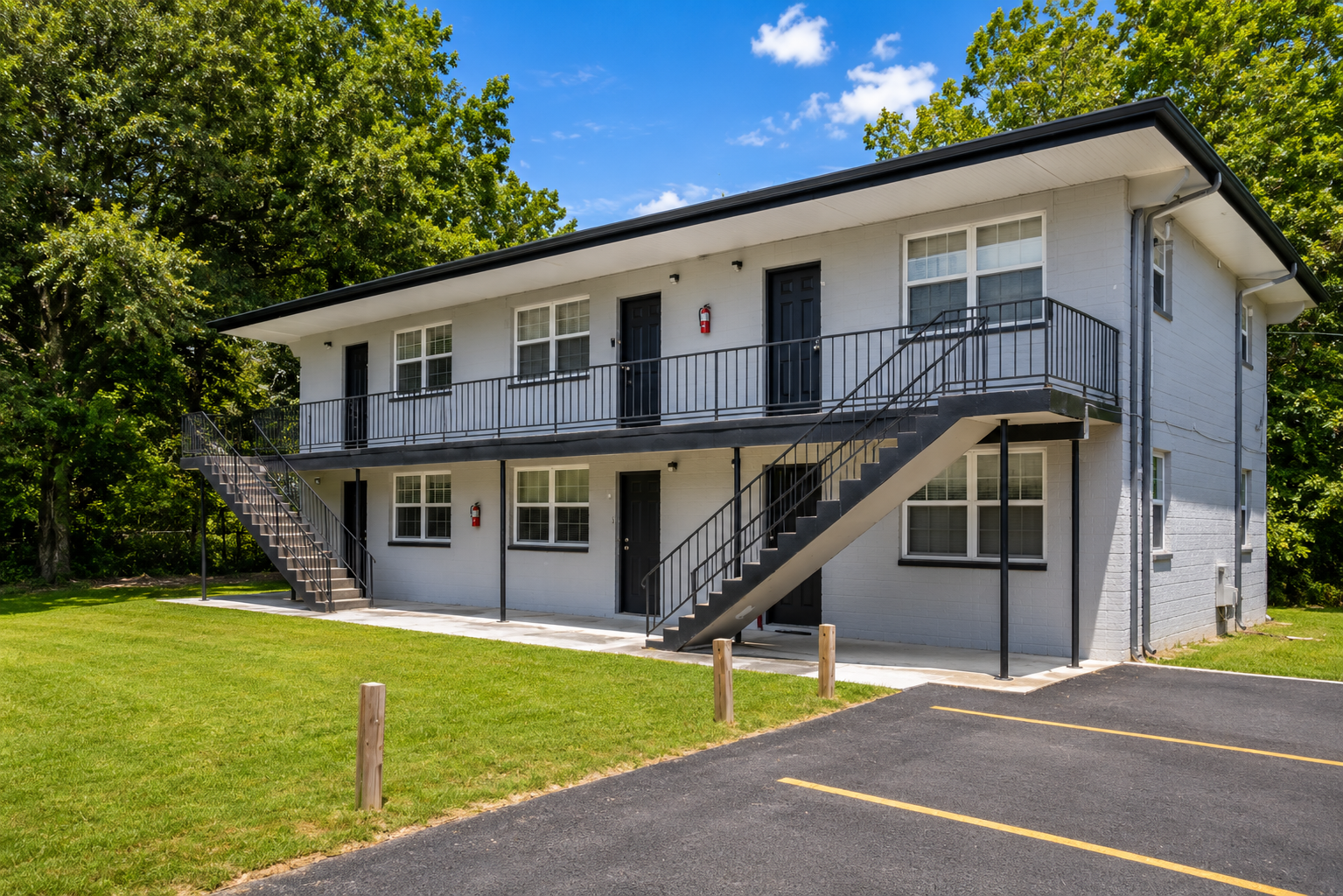 1085 Saint Clair Street #3